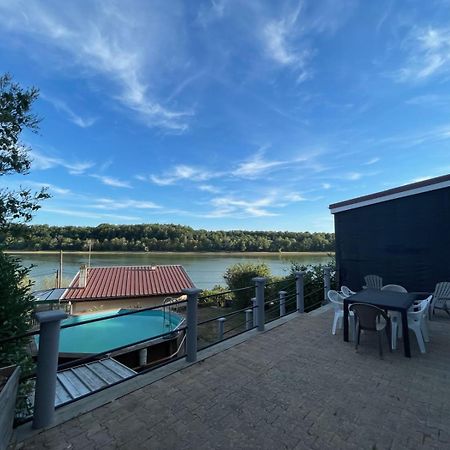 Cottage Chaleureux Avec Vue Sur Lac Changey 外观 照片